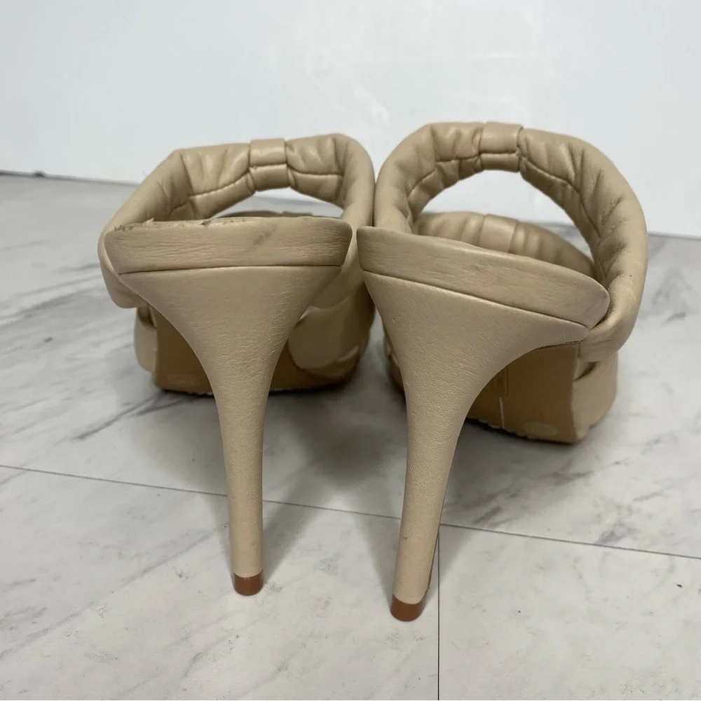 Vince Camuto Thendie Tan Leather Heeled Sandal 8 1/2